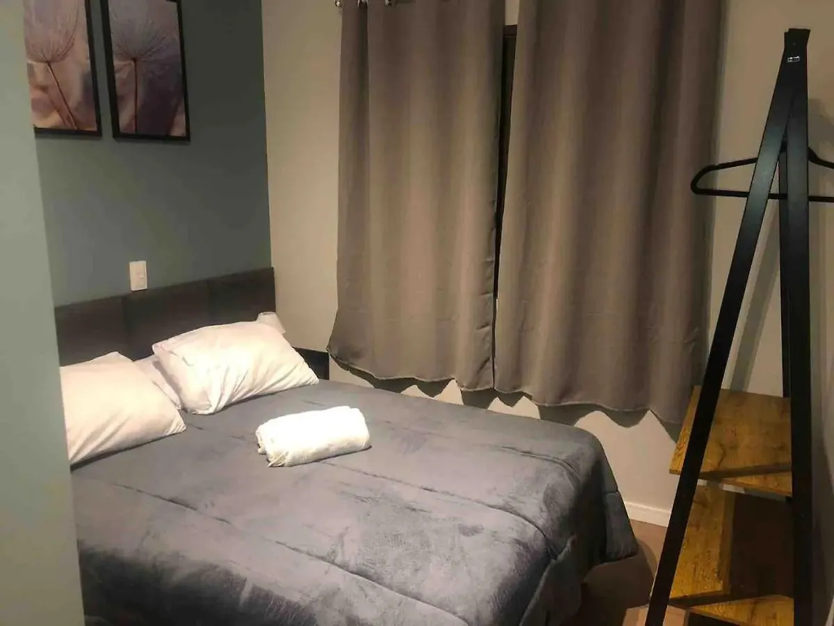 Apartamento novíssimo top com lareira Campos do Jordão