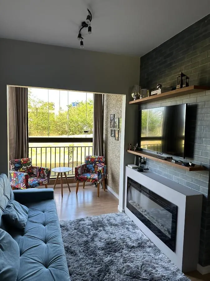 Apartamento novíssimo top com lareira Campos do Jordão